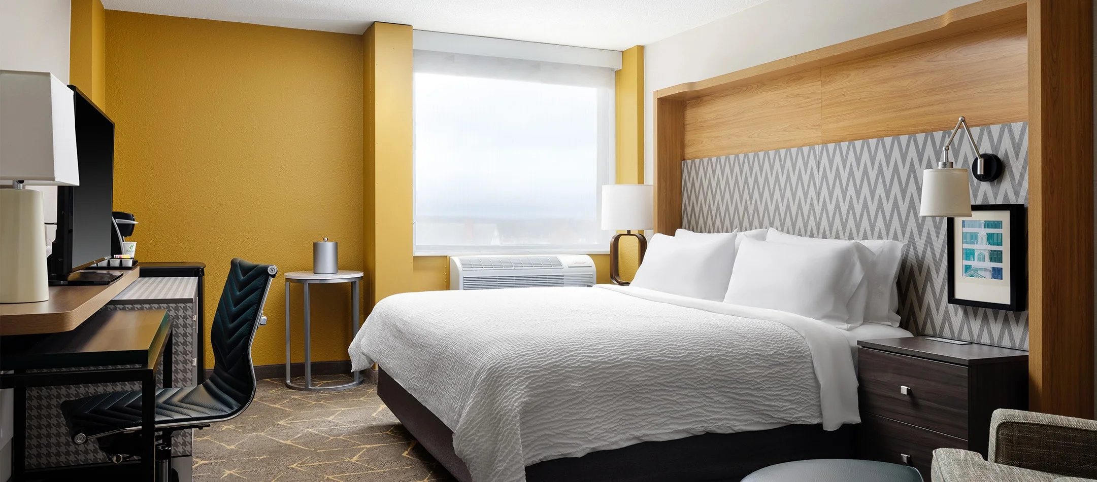 room at Holiday Inn Boston-Dedham Hotel & Conference Center