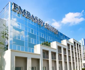 embassy suites blue ash exterior