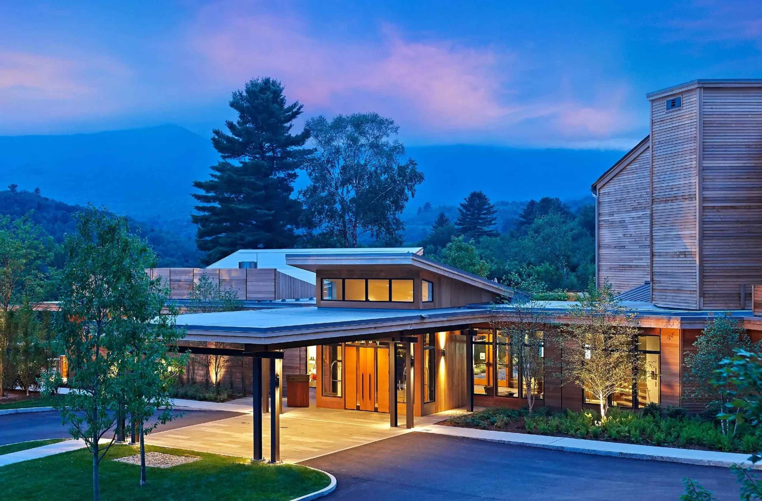 entrance of topnotch hotel and resort