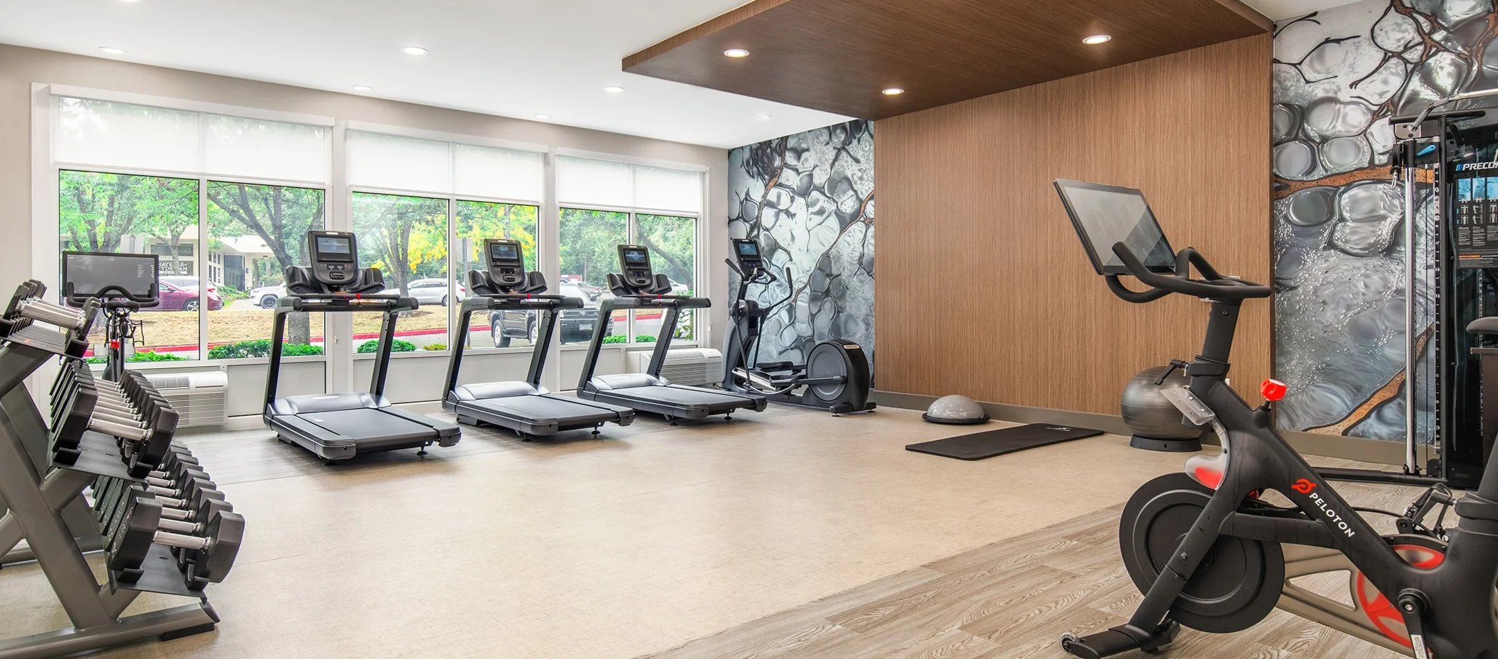 workout room at Hilton Garden Inn Portland/Lake Oswego