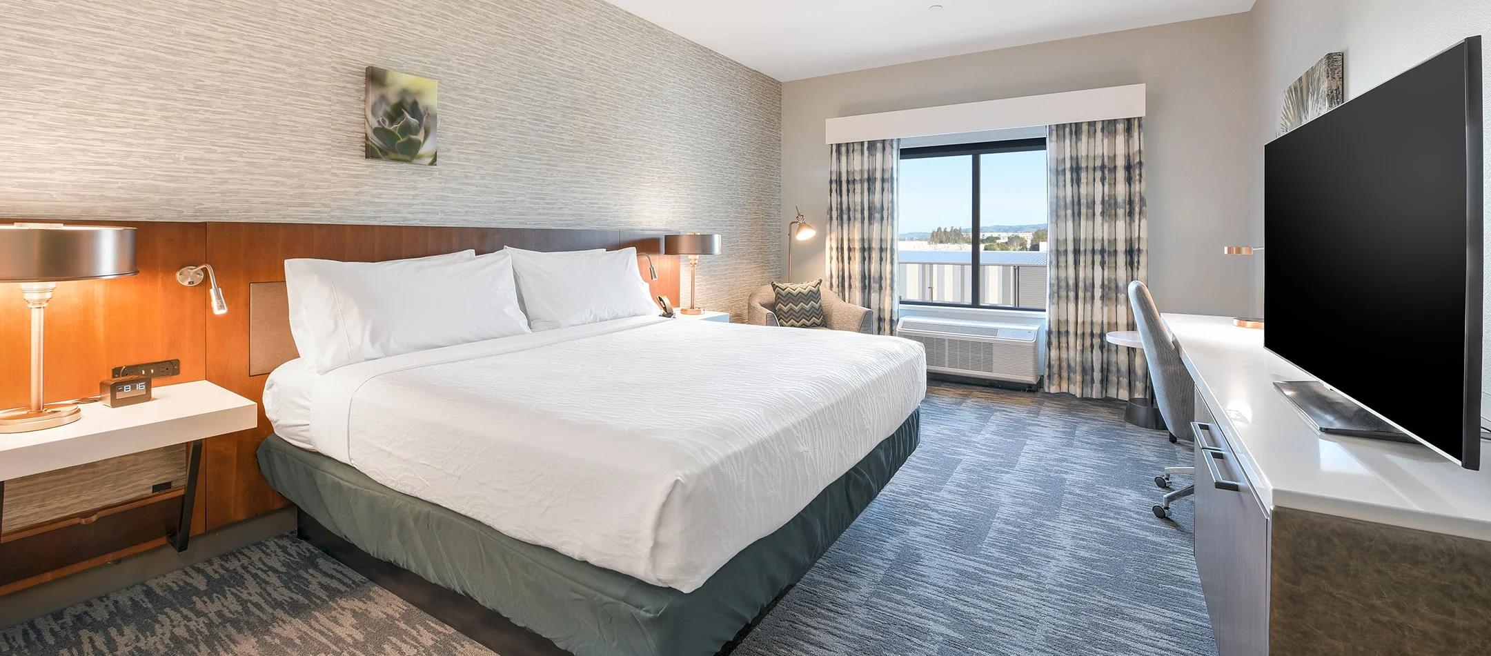guest rooms at Hilton Garden Inn Fremont Milpitas