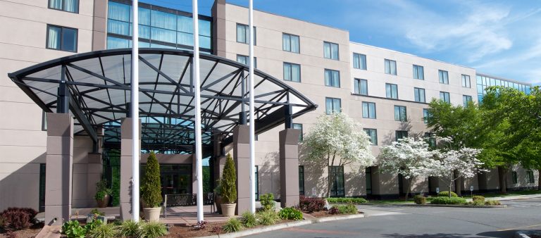 front view of Embassy Suites by Hilton Seattle North Lynnwood