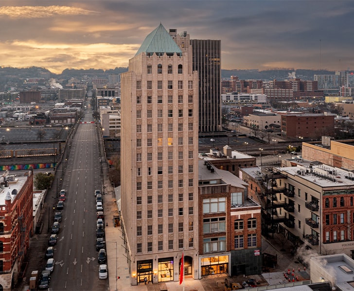 exterior view of The Kelly Birmingham, Tapestry Collection by Hilton