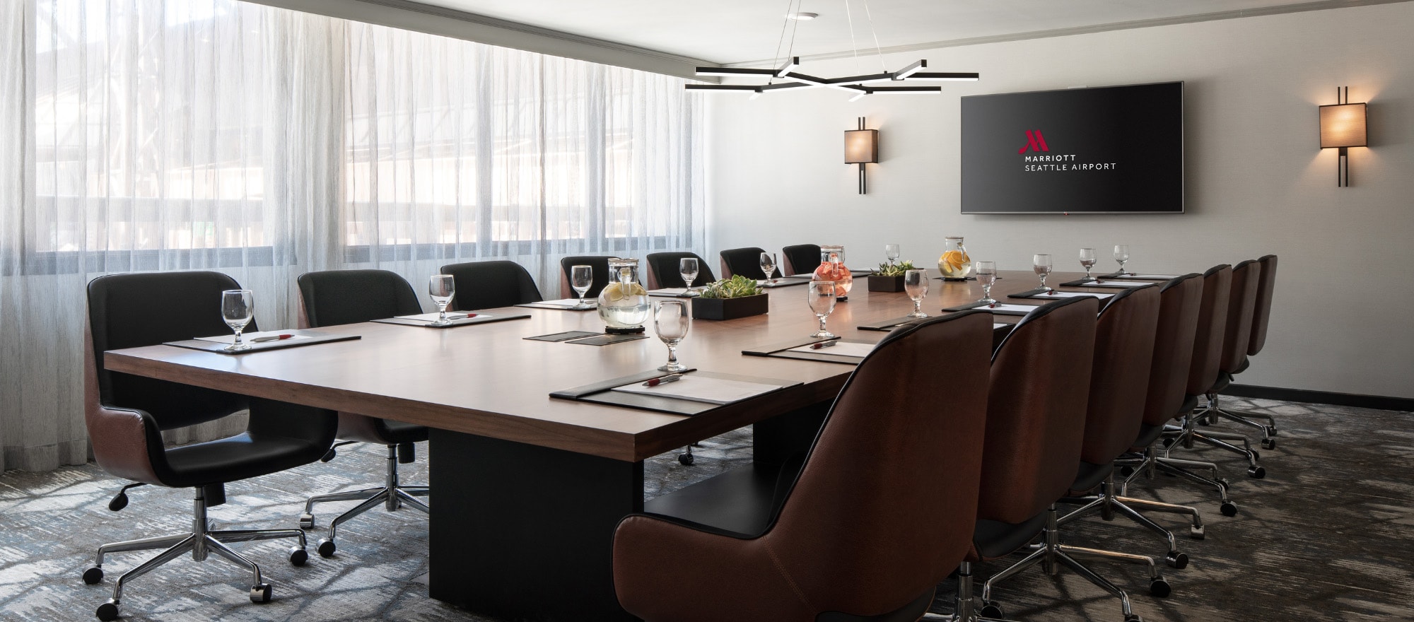 Seattle Airport Marriott meeting room