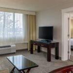A guest room at Holiday Inn & Suites Boston-Peabody
